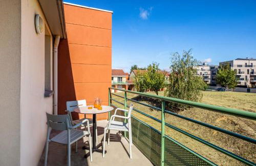 Appart'City Confort St Quentin en Yvelines - Bois d'Arcy - Foto 12