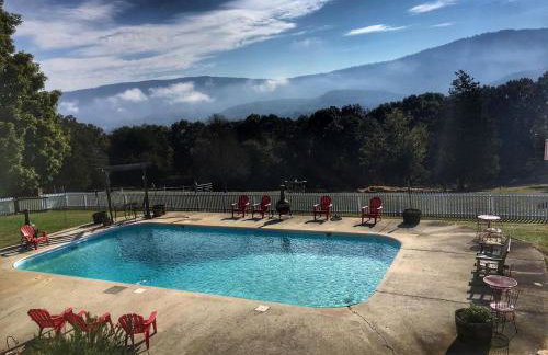 Cozy Cabin Rental and Cowboy Experience at a Tennessee Dude Ranch - Foto 8