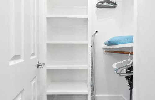 Prolific Blue Oasis near Med Ctr Dwntwn Galleria - Photo 22