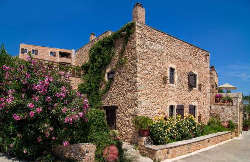 Samonas Traditional Villas - Photo 12