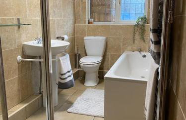 Hidden Gem Canal Facing Retreat with lovely walks - Foto 12