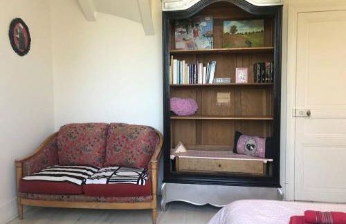 LES HORTENSIAS Spacieuse Maison en ardoise du pays FIBRE - Foto 34