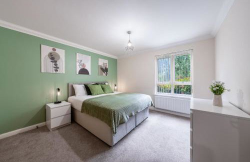 STN - Bishops's Stortford - Free Gated Parking - Two Bed Apartment - Perfect location for Stansted Airport - Foto 16