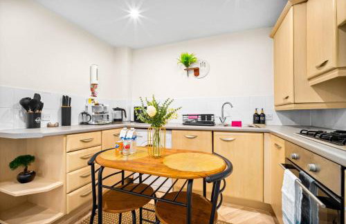 Dote Haven Stylish 2 Bed Apartment - Free Parking and Free High Speed WIFI - Foto 42