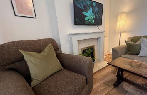 2025 Award Winner Liverpool Ivy House - 4 Bedrooms - Foto 24