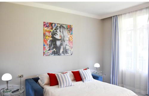 Beautiful apartment on the lake, pool & parking - Nr 123 - Photo 9