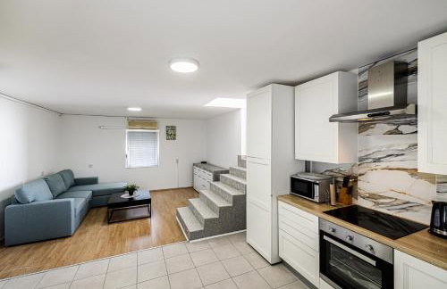 Sydney Apartment - Photo 15