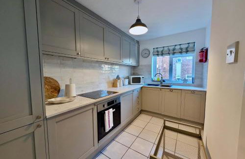 Charming Flat in London with FREE PARKING - Foto 13