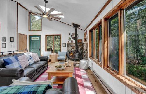 Serene & Fun Family Gem ~ Big Bass Lake Community! - Foto 27