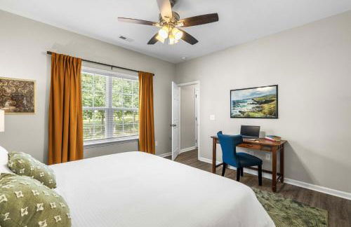 Charming 5bd - BBQ - Deck- 4mins Duke University - Photo 36