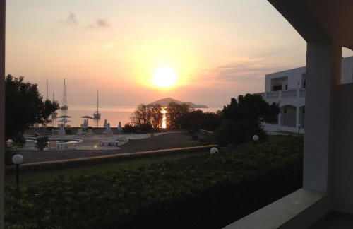 Tony's Beach Hotel - Foto 11