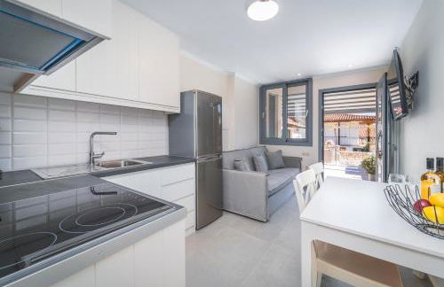 Asteria Apartments - Photo 2