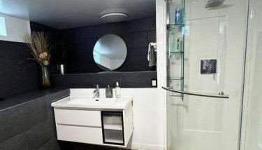 Cozy LA Studio Steps from SoFi and LAX - SH3 - LAD - Foto 3, Shower