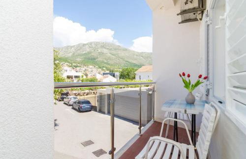 Apartments & Rooms Bari i -Comfort One Bedroom Apartment with Balcony and Garden View Apt Preko-5 - Foto 16