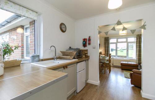 Queen Bower Farm Lodge - Foto 28