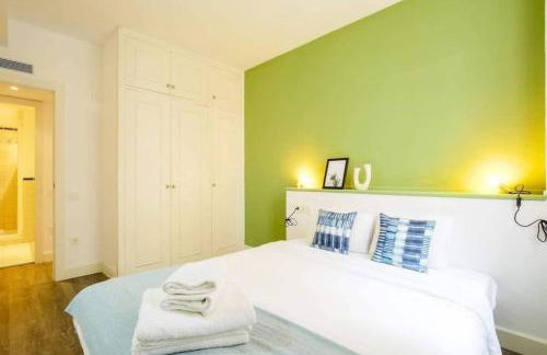 Colorful With Cozy Terrace In Gracia - Photo 4