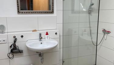 Gemütliches Appartment in Tucheim - Foto 5, towels, Shower