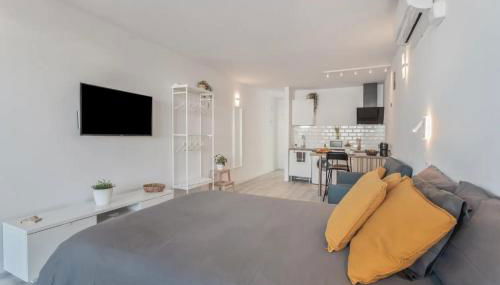 Moderno Estudio con Piscina en Arona - Ideal para Parejas - Foto 3