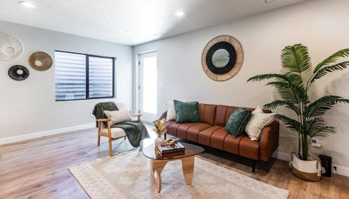 Modern Style Apartment Near Canyon RSL and expo - Foto 5