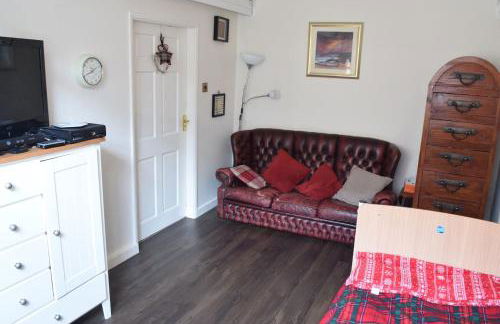 Nottingham City House - Photo 10