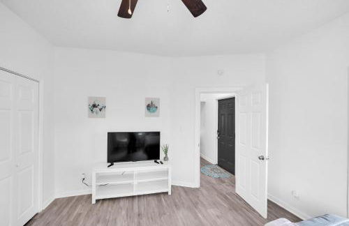 Quiet Family Home - Downtown, Pet Friendly, 4 Beds - Foto 18