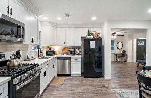 Peaceful Abode in Convenient Baytown Location - Foto 21