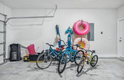 4 Bedroom Sleeps 10 Beach Resort pool, Golf Cart included! Sunsets - Foto 31