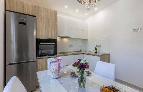 Villa KaTess with heated pool - Photo 59