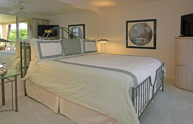 Polo Beach - CoralTree Residence Collection - Photo 20