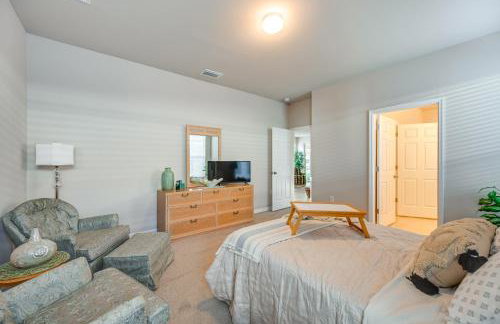 Near River & Parks: LaBelle Family Home w/ Patio - Photo 15