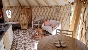 Yourte - Terracotta - Climatisée -Les Belles Ouvrières - Photo 3, Other