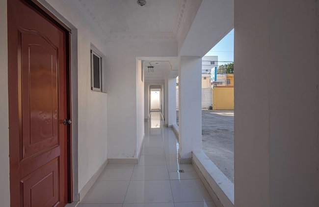 Spacious 2-bedroom Apartment With 2 Bathrooms Near SDQ Airport Fast Wi-fi & - Foto 11