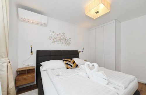 Villa Tin Apartments - Photo 9