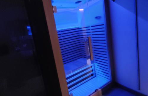 SUITE E SAUNA IN CENTRO - Photo 3