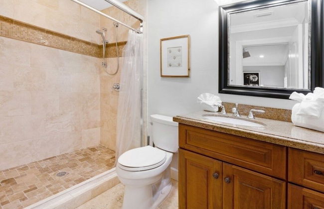 Villa Del Mar 5 Bedroom Home by RedAwning - Photo 26