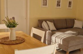 Efi Loutses - Photo 11