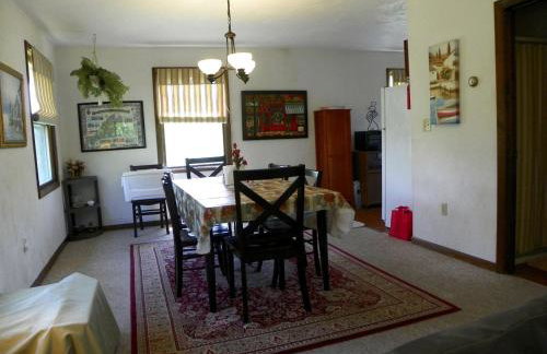 Cottage Rental on Chappaquiddick Island with Transferable Ferry Ticket Availability Massachusetts - Foto 12