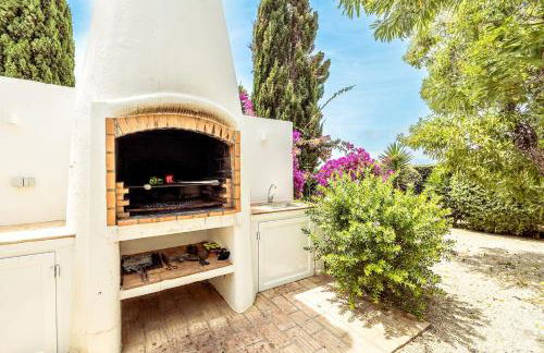 Lovely Very Private Villa with Beautiful Gardens - Foto 11