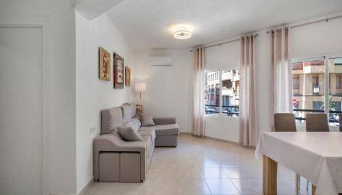 Central Alicante Urban Escape - Photo 2