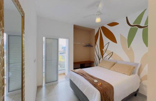 Apê 212 - Piscina, Churrasqueira, 2 Quartos a 600m da Orla Central - Foto 1