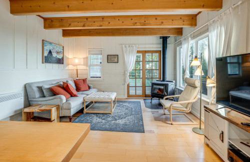 Pacific View Home Hot Tub and OceanandValley Views! - Foto 6