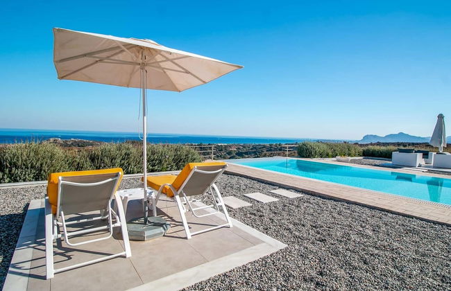 Luxury Villa Near Sea in Kalithies with Hot Tub - Foto 13