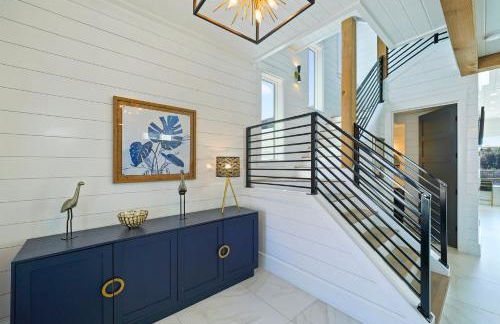 Water's Edge - Luxury Lakefront Beach House with Private Pool & Community Amenities - Foto 5