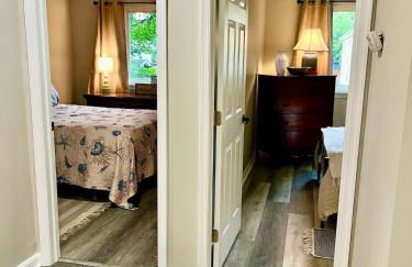 London Towne Bungalow Wloft - Walk To The Beach! - Foto 38