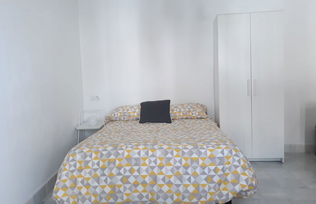 Bonito Apartamento con Solarium en Alameda Hab 201 - Foto 2