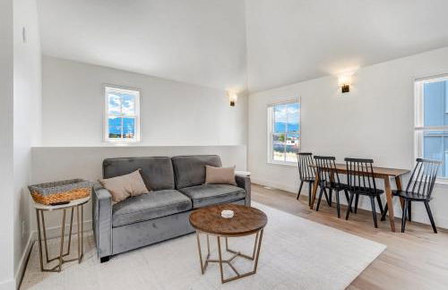 Whitewater Peak - Cozy Retreat with Scenic Views - Photo 20