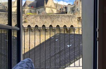 AU COEUR DE VANNES - VUE SUR LES REMPARTS - 2 CH - Foto 19