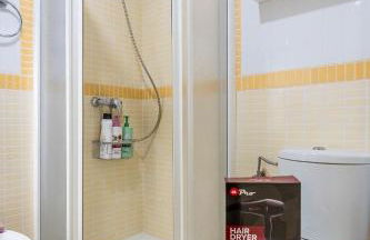 Piso con patio privado y parking Nervión Sevilla - Foto 37