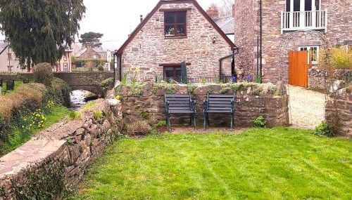 Penybont Barn - Foto 3, Garden, Garden view
