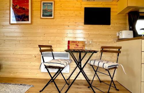 The Legendary Coast by Tiny Away - Foto 5